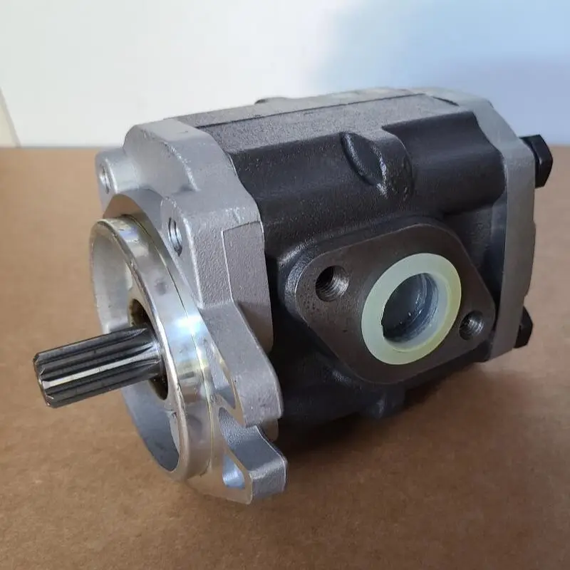 Hydraulic Gear Pump Assembly 3BB-60-41110 for Komatsu FB25EX-11 Electric Forklift Accessories Spare Parts