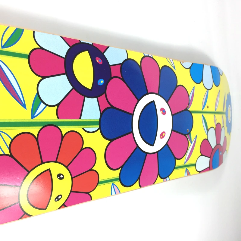 TM/KK Skateboard Deck Modern Canadá Maple. Colgante de decoración de Color amarillo, colecciona arte. Marca de moda. Estilo Internacional de Japón