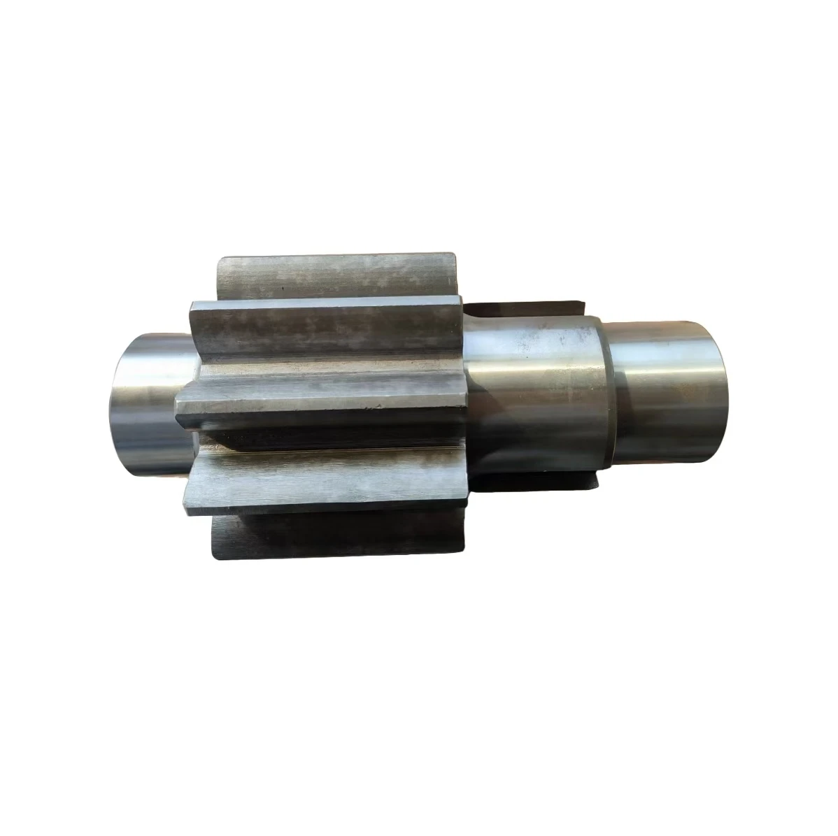 FLUTEK Brand New Bulldozer Spare Parts Final Drive Part 11 TEETH PINION 131-27-61410  for KOMATSU D50A D50P D50PL D53A D53P D53S