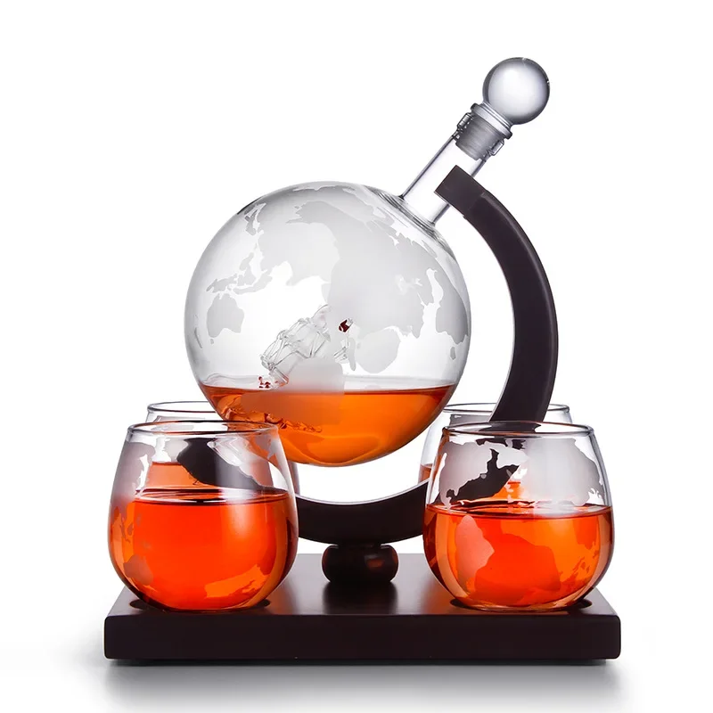 Hellodream creative home bar 5 Pcs map globe Whiskey Decanter Set with Wooden Bracket