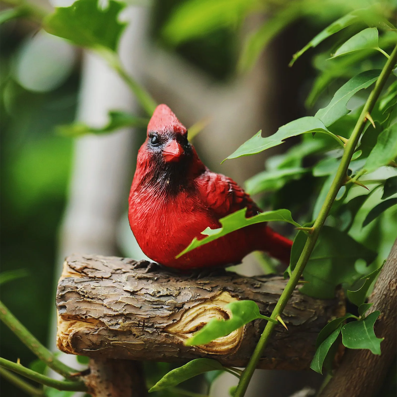 Whimsical Outdoor Red Bird Statues Simulated Resin Bird Garden Sculpture for Christmas Children's Day Birthday Gift