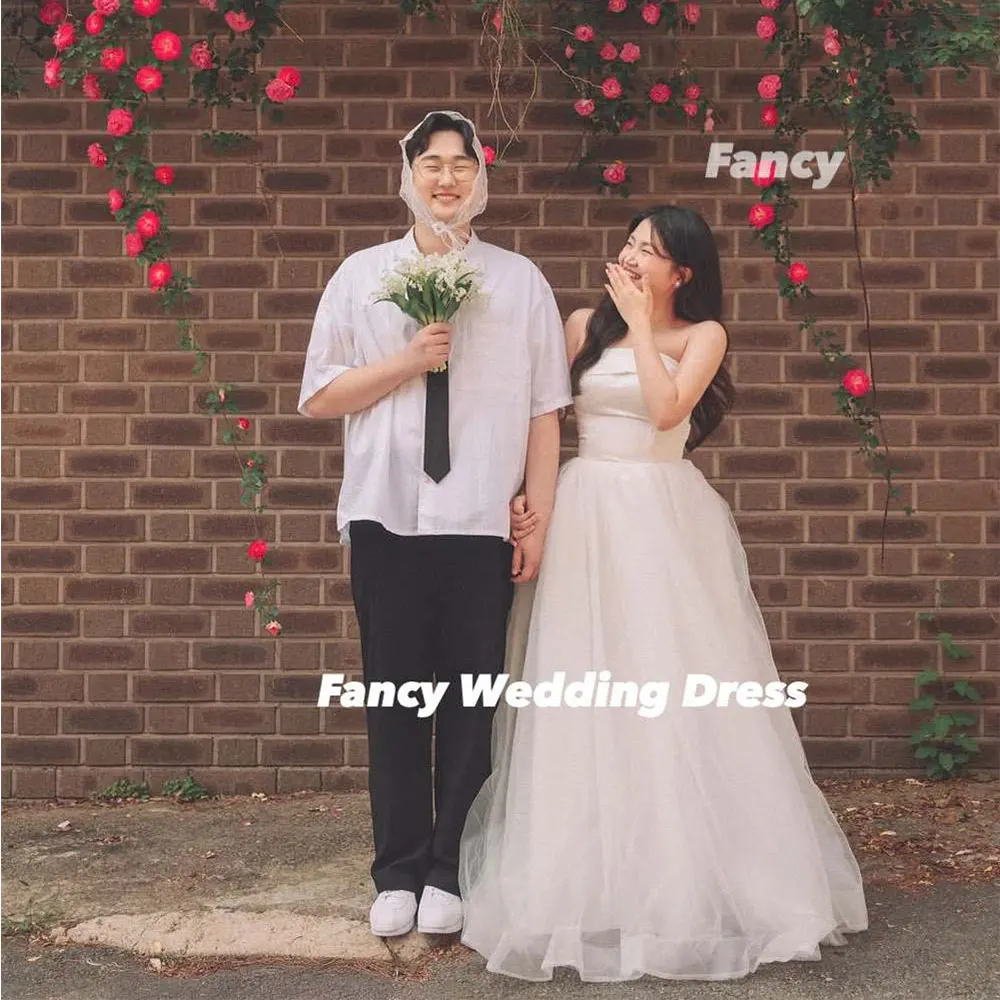 Fancy Prinses Strapless Korea Trouwjurk Een Lijn Zachte Tule Bruidsjurk Mouwloos Vloerlengte Terug Corset Aangepast