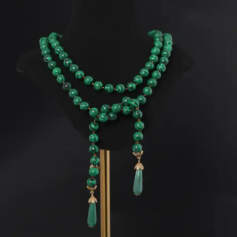 KEQIU  medieval retro long necklace has an exaggerated court style