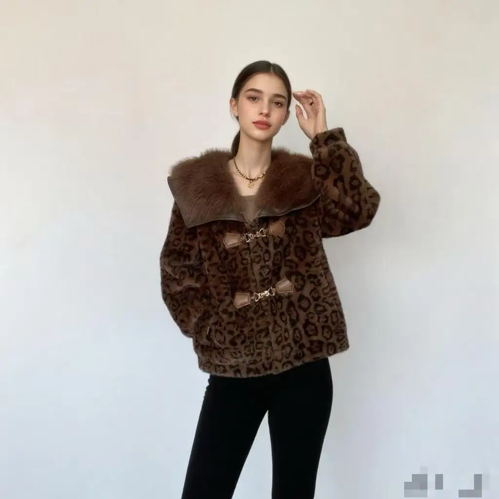 Variant: small coffee leopard