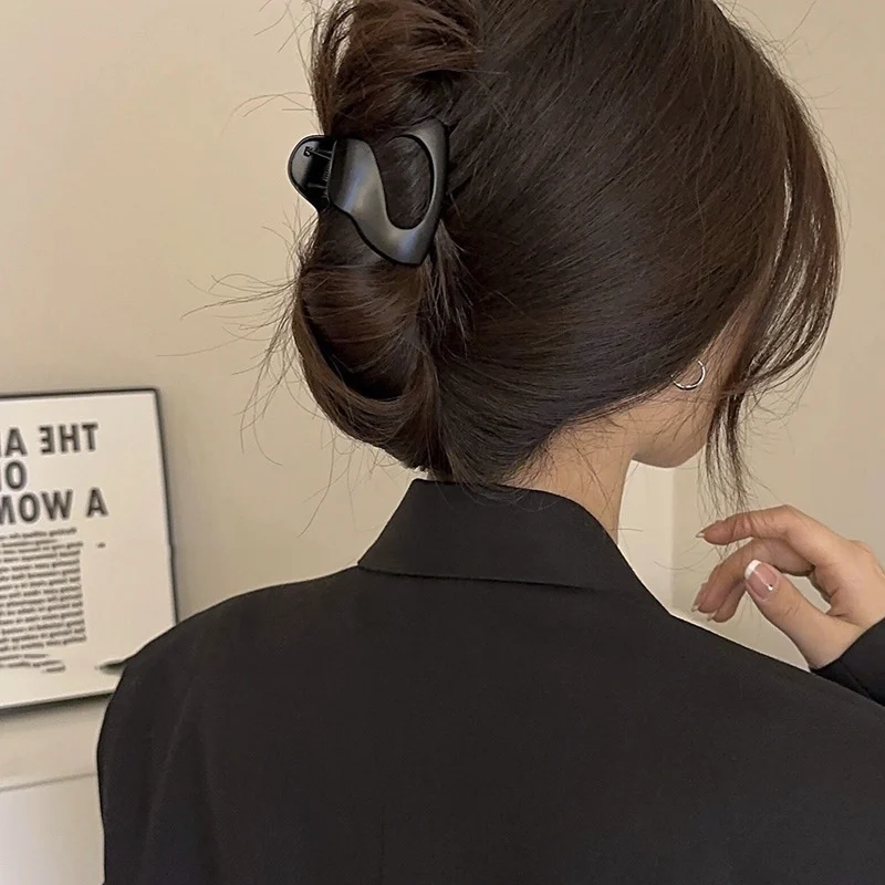 Neue Frauen Elegante Einfachheit Hohl Geometrische Metall Haar Klaue Vintage Haar Clips Pferdeschwanz Klaue Clip Mode Haar Zubehör – Detail 3
