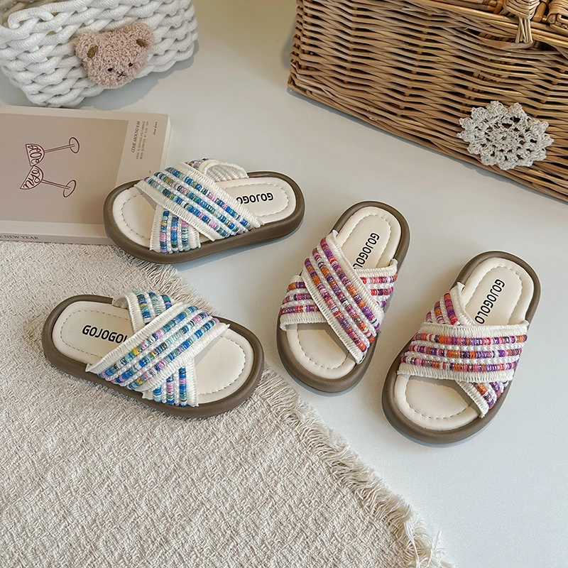 

Summer Kids Flat Slippers Open-toe Breathable Beach Causal Shoes for Girls Rainbow Striped Cross-tied Children Bathroom Slippers