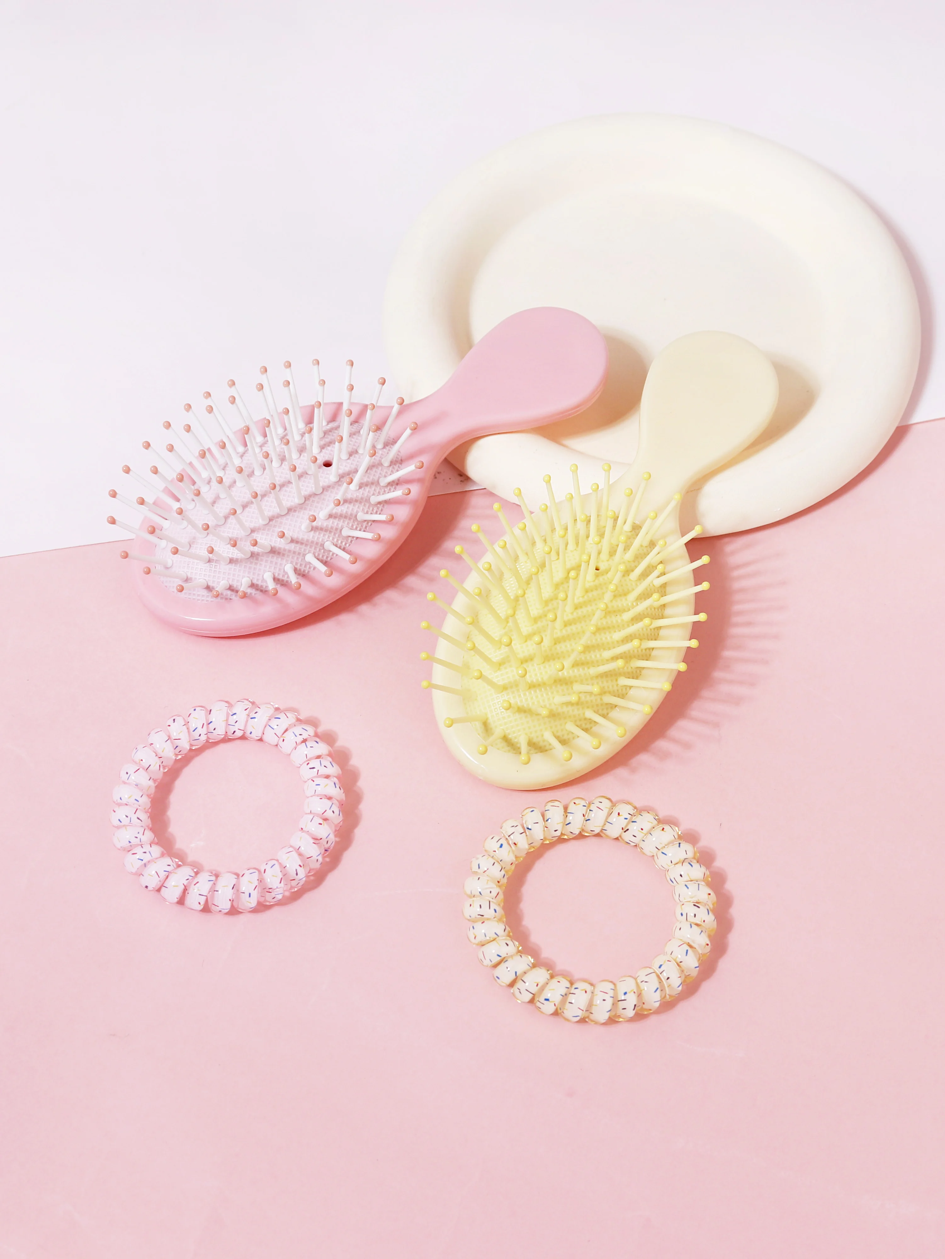 

2PCS/set portable hair brush set, mini oval dry and wet air cushion hair brush, telephone line hair with plastic hair rings