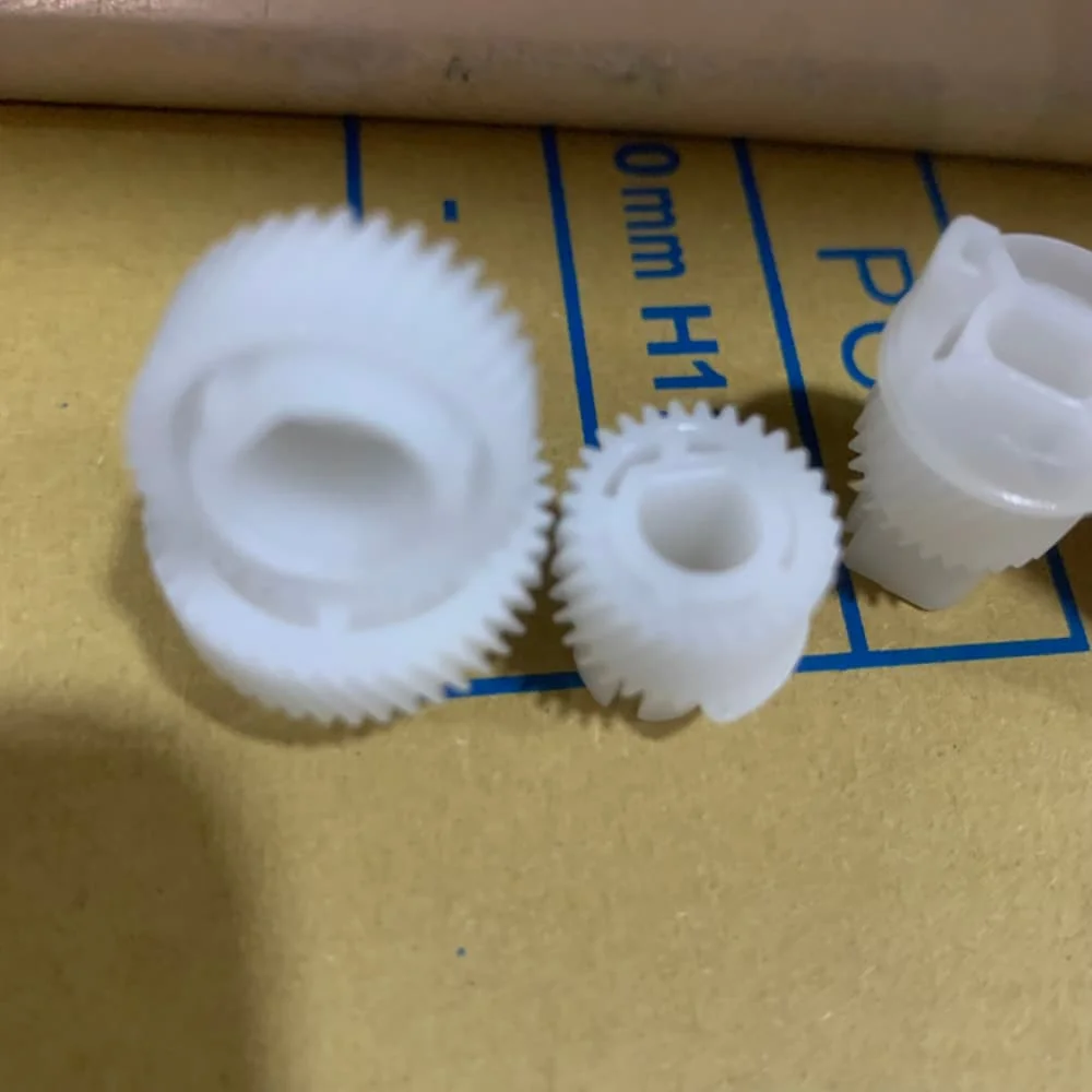 

10 компл. 6LJ54055000 6LJ54056000 6LJ54057000 6LJ54058000 Шестерня для Toshiba 2050C 2051C 2550C 2551C 2555C 3055C 3555C 4555C 5055C