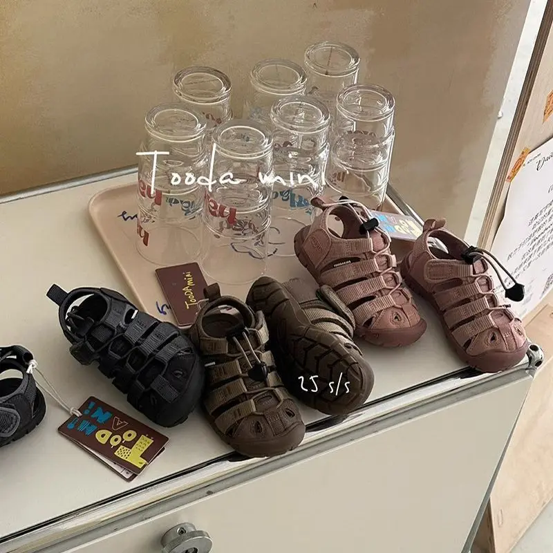2026 Summer New Kids Outdoor Water Shoes Adjustable Hiking Sandals Boys Girls Camping Quick Dry Wading Shoes Korean Style