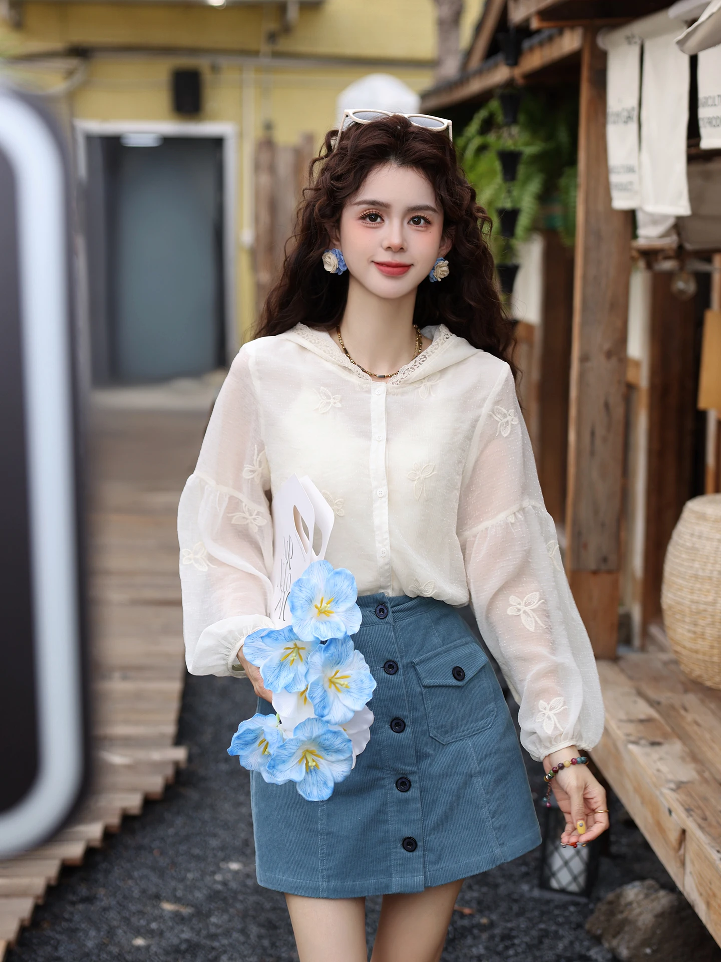 

Повседневная рубашка с капюшоном Chend Design, женская рубашка с капюшоном, весна-лето, новый стиль, утягивающий топ с защитой от солнца, топ из полиэфирного волокна с длинными рукавами