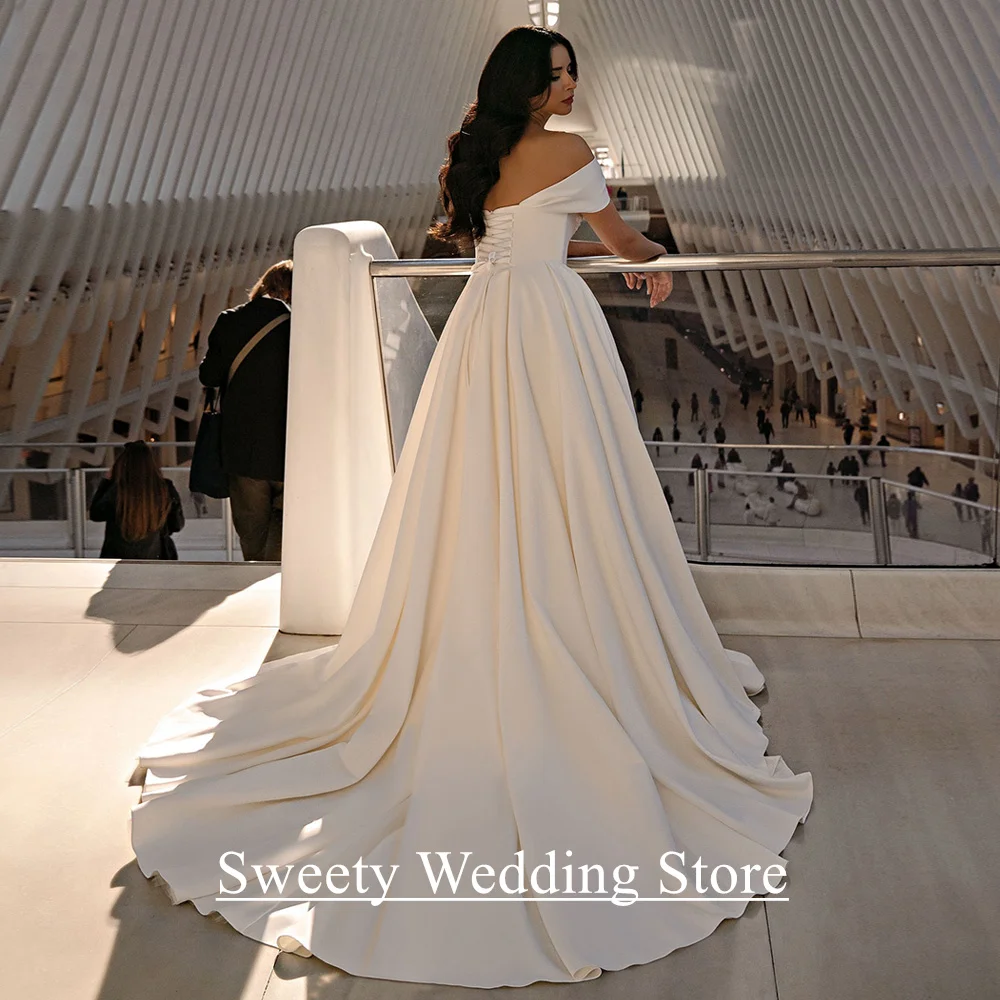 Modern Off Shoulder Wedding Dress Customized Boat Neck Beading Applique Court Train A Line Vestido De Noiva Bridal Gown