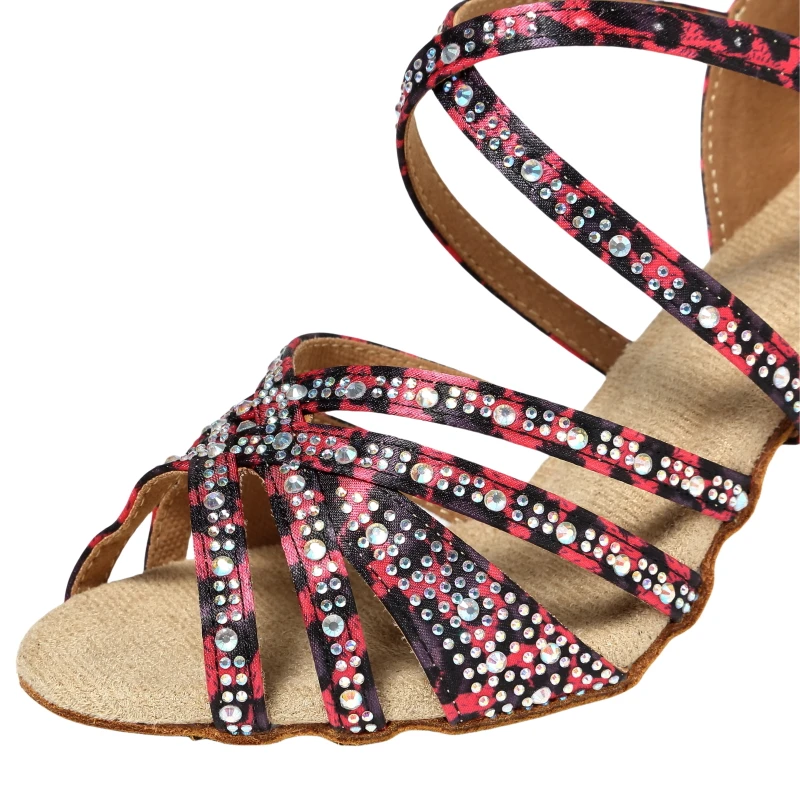 新しいファッショナブルで多用途なヒョウ柄の赤と黒の 7.5 センチメートルミッドヒールダンスシューズ、プロのソフトソールの女性の大人のサ