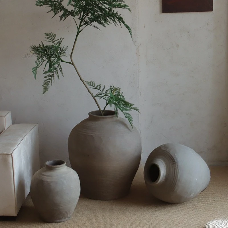 

Wabi **** handmade small mouth coarse pottery flower ware big belly vase floor-to-ceiling clay pot homestay decoration antique d