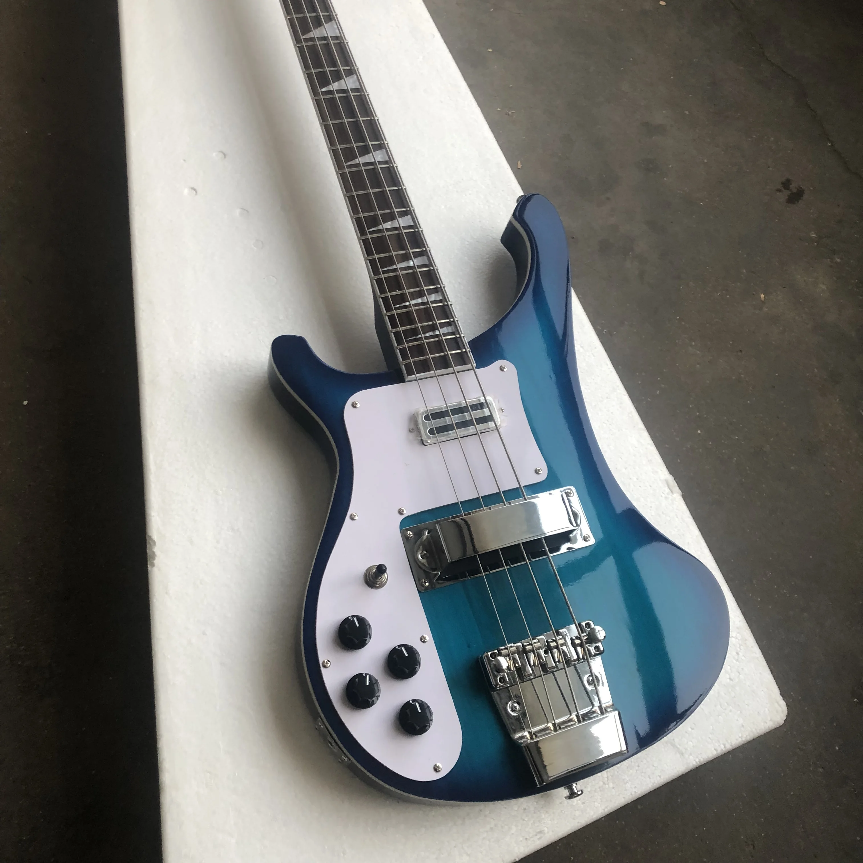 4003 bass with 4 strings, blue left-handed inventory, wholesale and retail