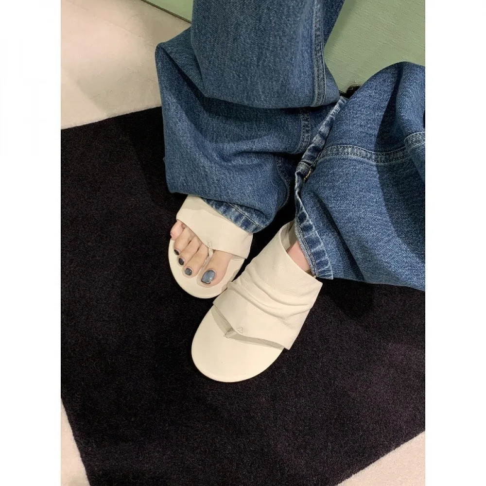 2026 New Old Money Style Women's Leather Slides, Ruched Wide Strap Flat Sandals, Minimalist Casual Outdoor Slippers for Summer