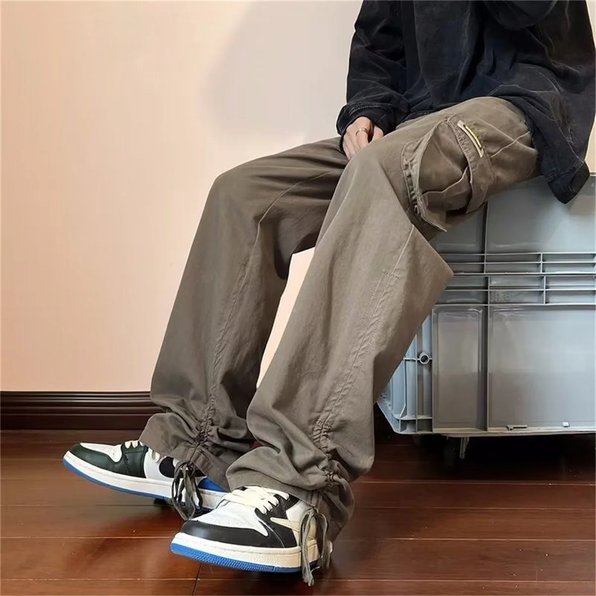 

2025 New Spring And Summer Men's Thin Solid Color Large Pockets Work Pants Fashion Loose And Versatile Straight Casual Pants