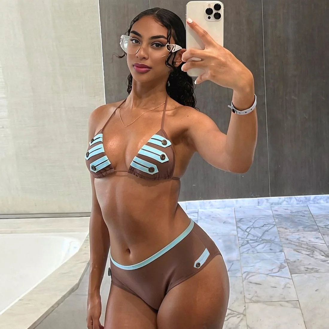 

Buttons Color Patchwork Vacation Beach 2 Piece Set Women Sexy Lace Up Halter Bra Tops + Shorts Fashion Holiday Bikini Suits