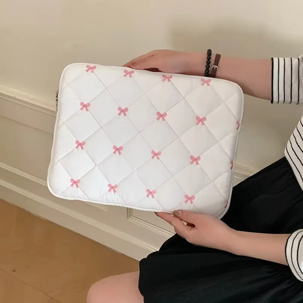 Lekki pokrowiec na laptopa z kokardką Miękki materiał Ładny wygląd Odporna na wstrząsy torba na komputer Wielowymiarowy pokrowiec na tablet z kokardką — zdjęcie produktu 5