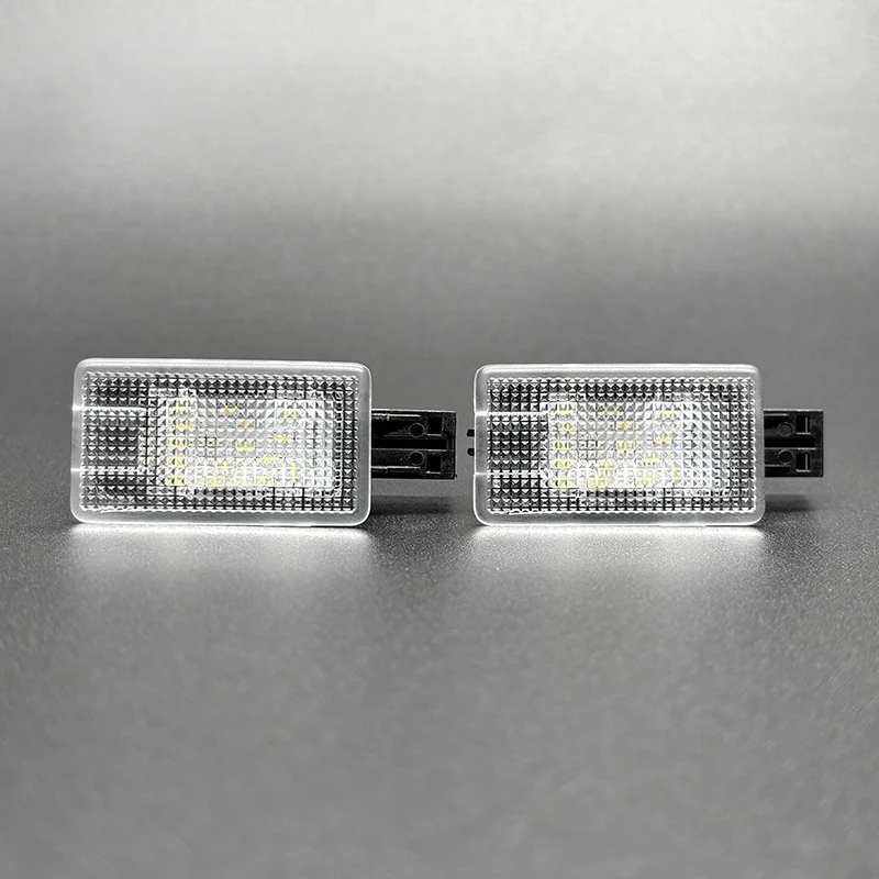 Fits For Volvo V40 V40CC V60 S60 S80 XC40 XC60 XC90 White LED Courtesy Light
