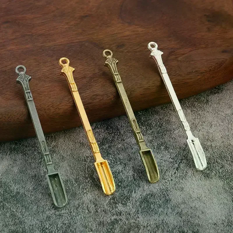 Vintage Alloy Mini Spoon Carved Design Powder Measuring Tool For Powder Scooping Jewelry Making DIY Crafts Portable Accessory