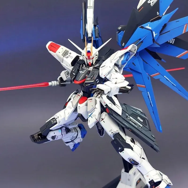 ยี่ห้อใหม่ Second Edition Strike Freedom Mech รุ่น 6650 ฟรี 2.0 Mg ส่งวงเล็บสติกเกอร์น้ํา 1:100 ประกอบโรงรถชุดของเล่น