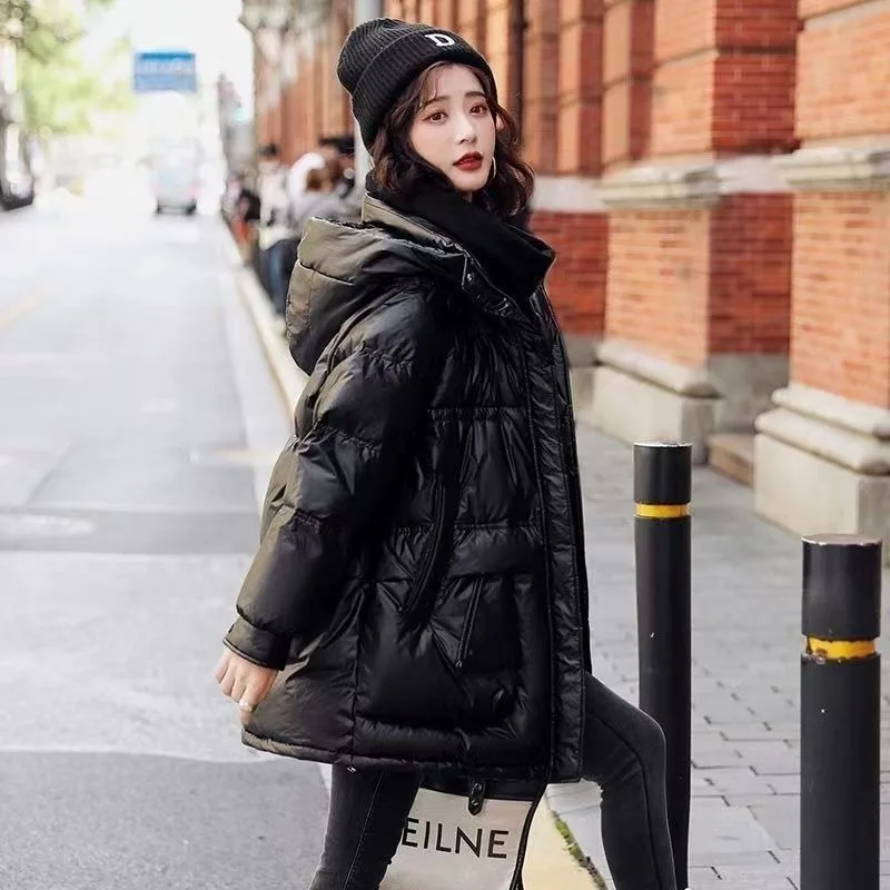 Giacca imbottita in cotone lucido senza lavaggio di grandi dimensioni Giacca invernale corta imbottita in cotone ispessito Cappotto ampio di media lunghezza Donna