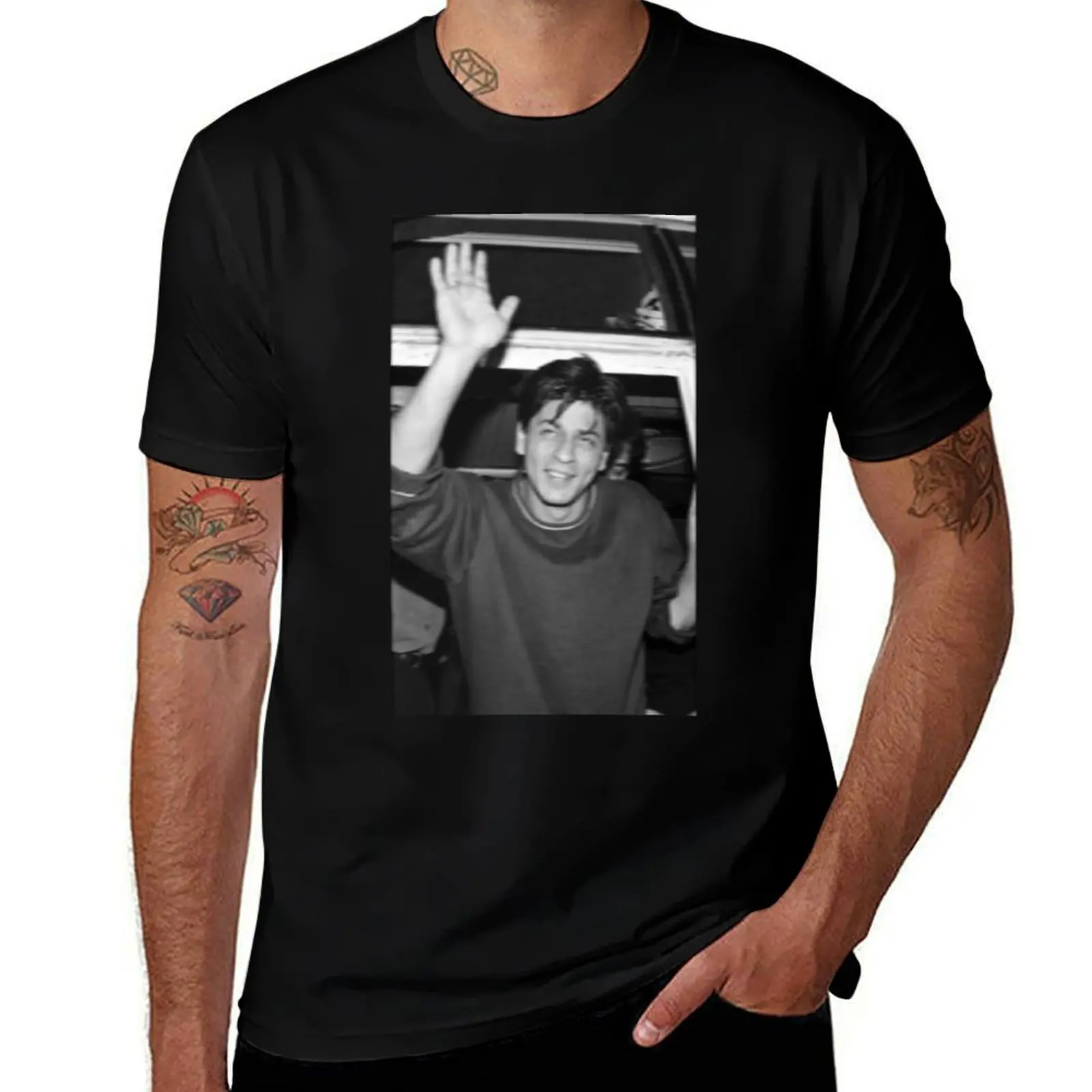

Retro bollywood SRK T-Shirt summer tops basketball graphic tees valentines boutique clothes graphic tee shirt men t shirt