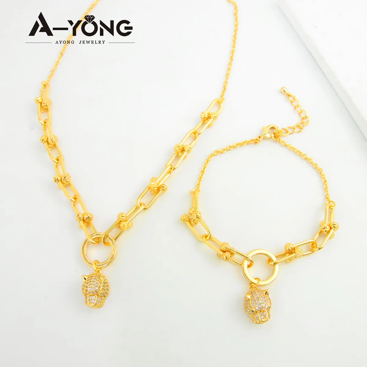 Luxury Gold Color Leopard Head Necklace Bracelet Set 24k Gold Plated 5A Zircon Pendants Saudi Arabic Women Event Party Jewelry