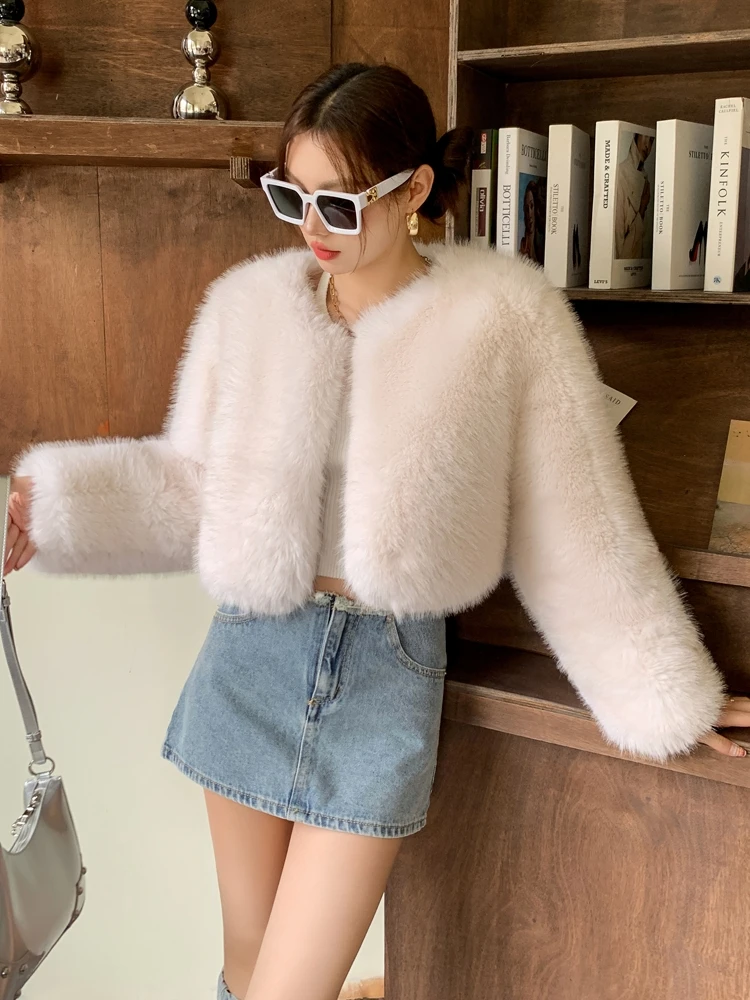 Faux Fox Fur Coat para mulheres, jaqueta curta branca, Lady Outerwear, casacos femininos, promoção, alta qualidade