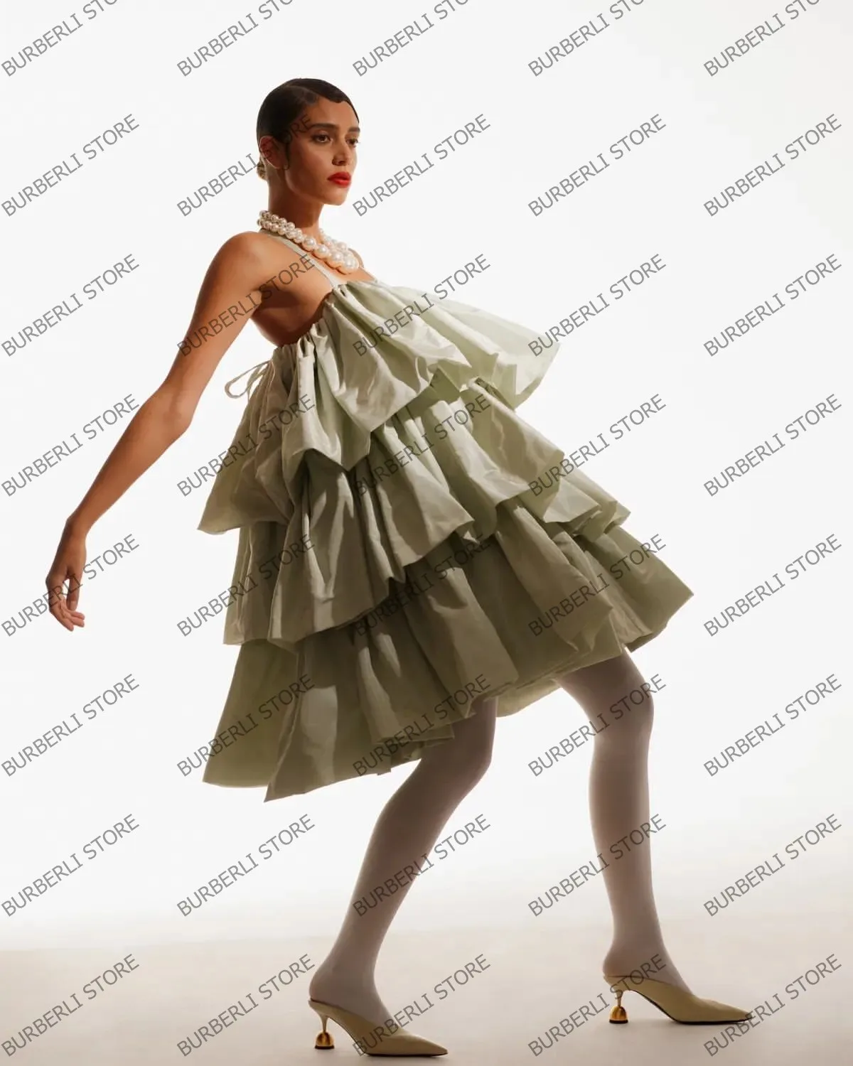 Cute Ruffles Tiered Satin Summer Dresses Sexy Halter Gray Puffy A Line Women Prom Gowns Mini Length Tutu Brithday Party Dress