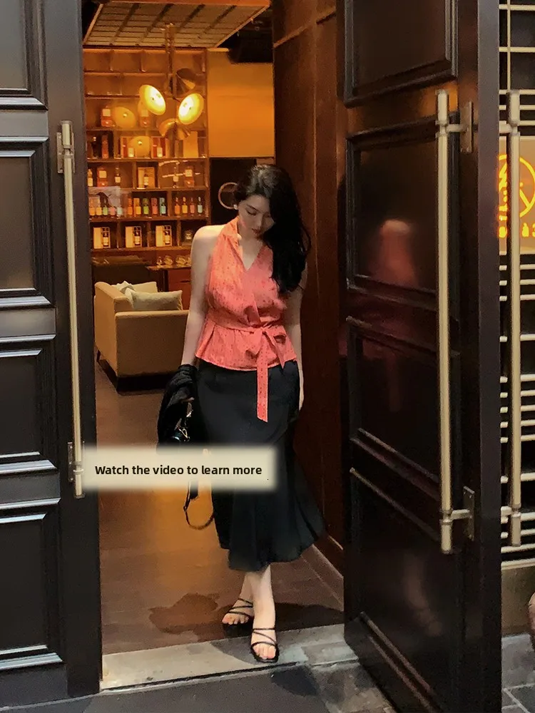 

Black Fish Tail Half Skirt Slimming Short Skirt for plus Size Women Spring Fashion High Waist Polyester Blend Summer Dress
