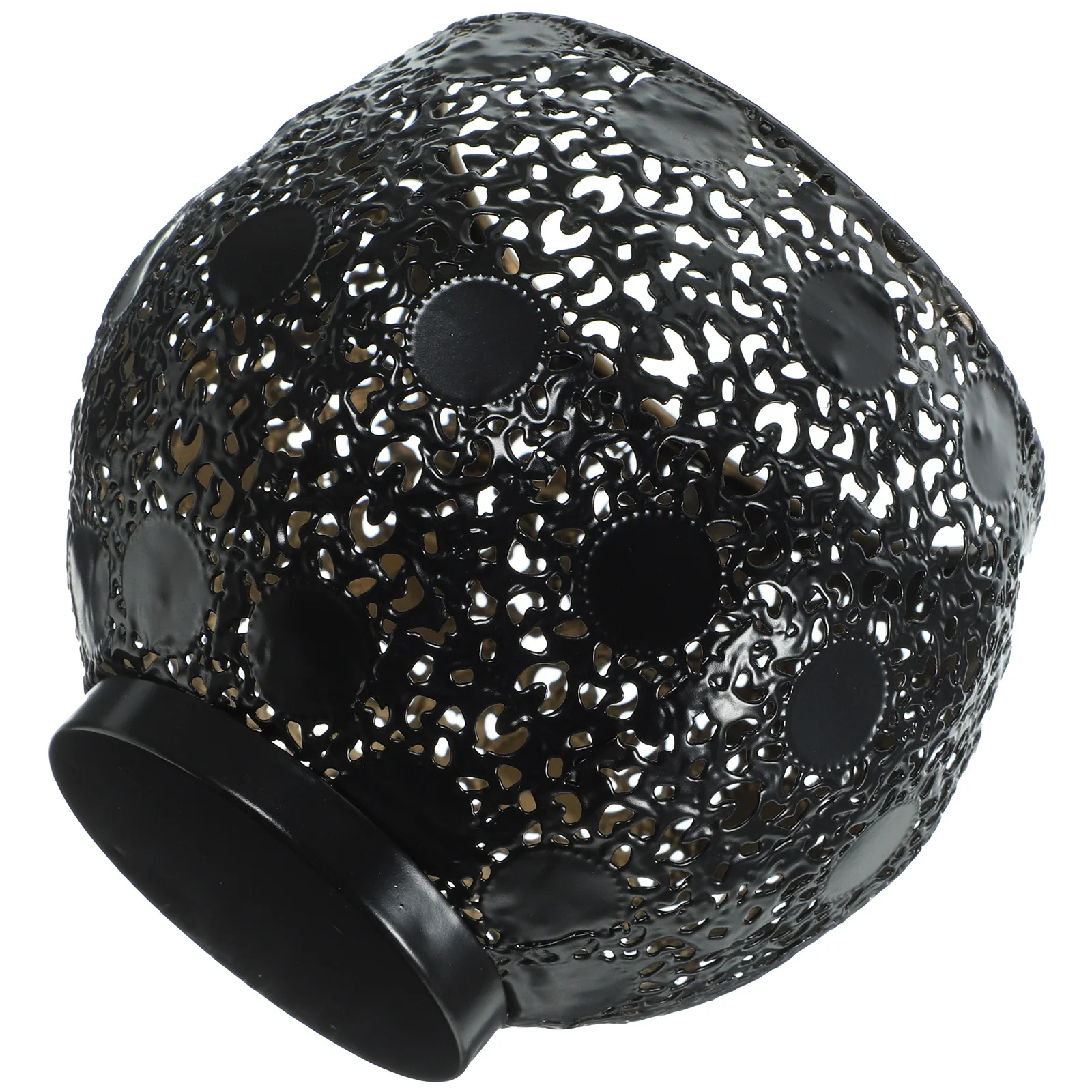 

Iron Art Vintage Hollow Holder Decorative Metal Candlestick Holder Heat Resistant Desktop Ornament Candlestick Holders