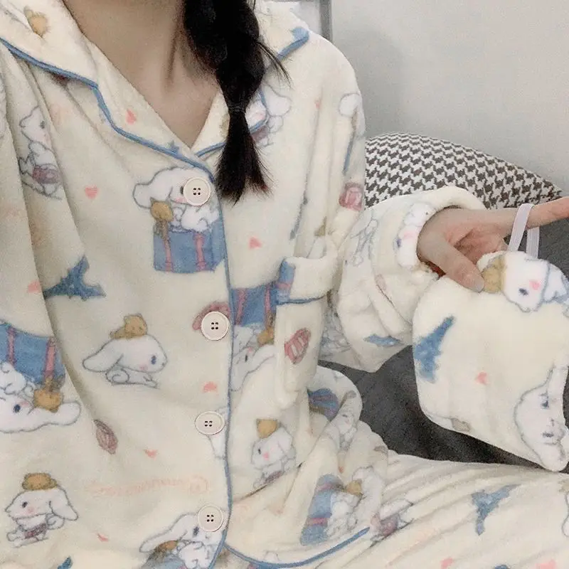 

Sanrio Hello Kitty пижамы женские зимние коралловые бархатные утолщенные теплые верхняя одежда с героями мультфильмов домашняя одежда костюм бархатные брюки