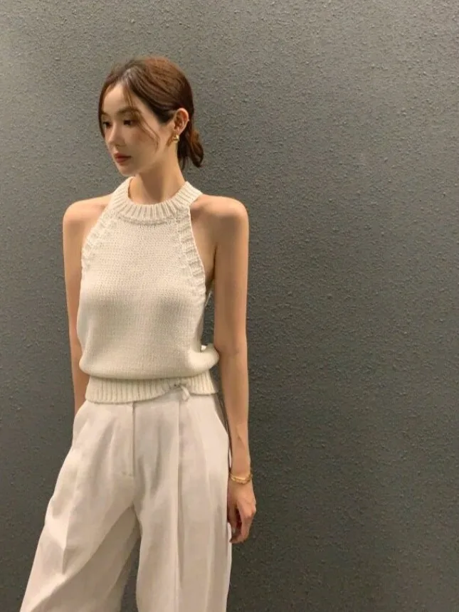 Sexy Knitted Shoulder Bared Vest Women's Slim Fit Summer White Sleeveless Top for Daily Wear round Neck Short Length Knitwear