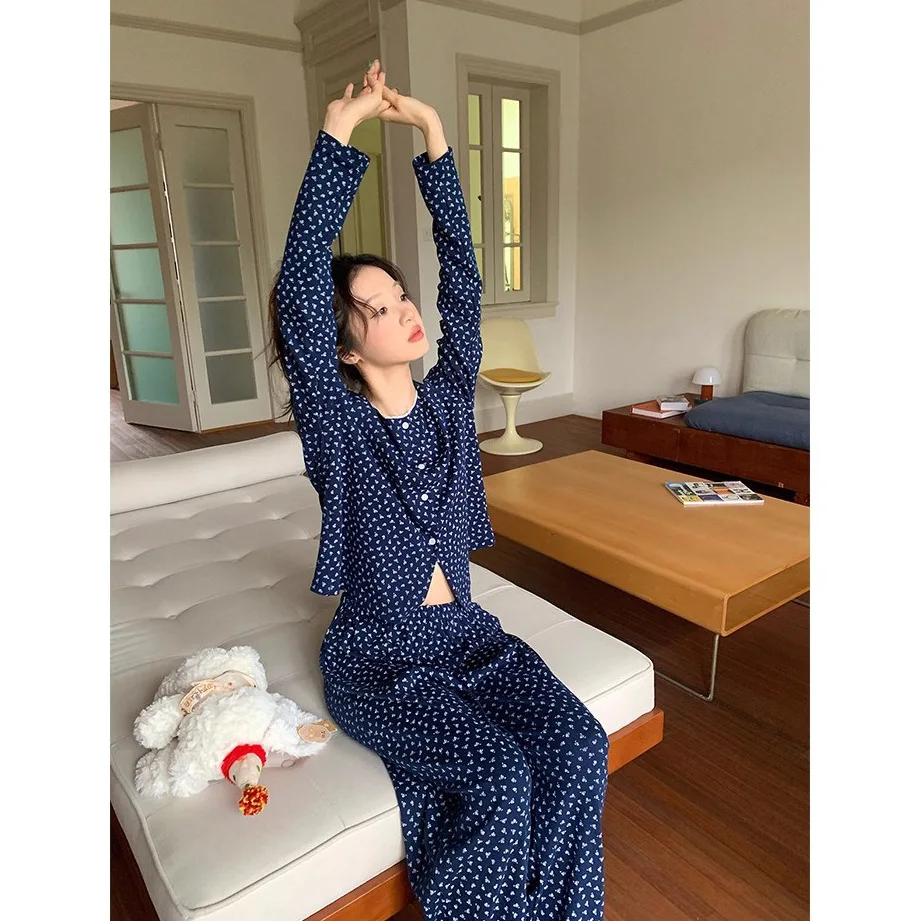 

Pjs Set Women's Pajama Set French Floral Patterns Women's Warm Winter Pajamas Fashionable Home Clothes, Pajamas Soft Pajama Set