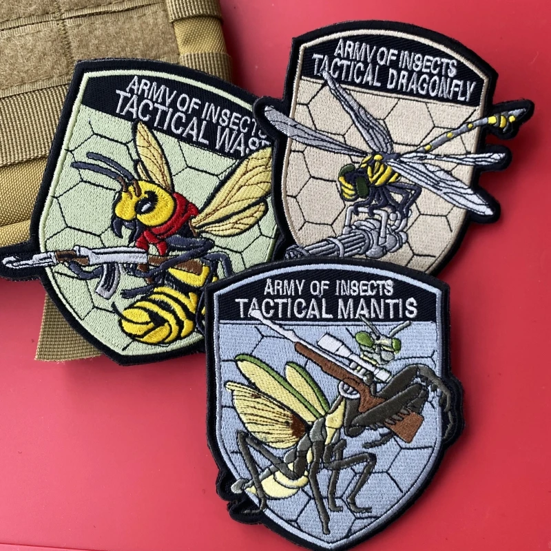 Tactical Backpack Insect Series Embroidered Patch Insect Legion Hook and Loop Armband Morale Badge Bee Mantis Dragonfly Emblems