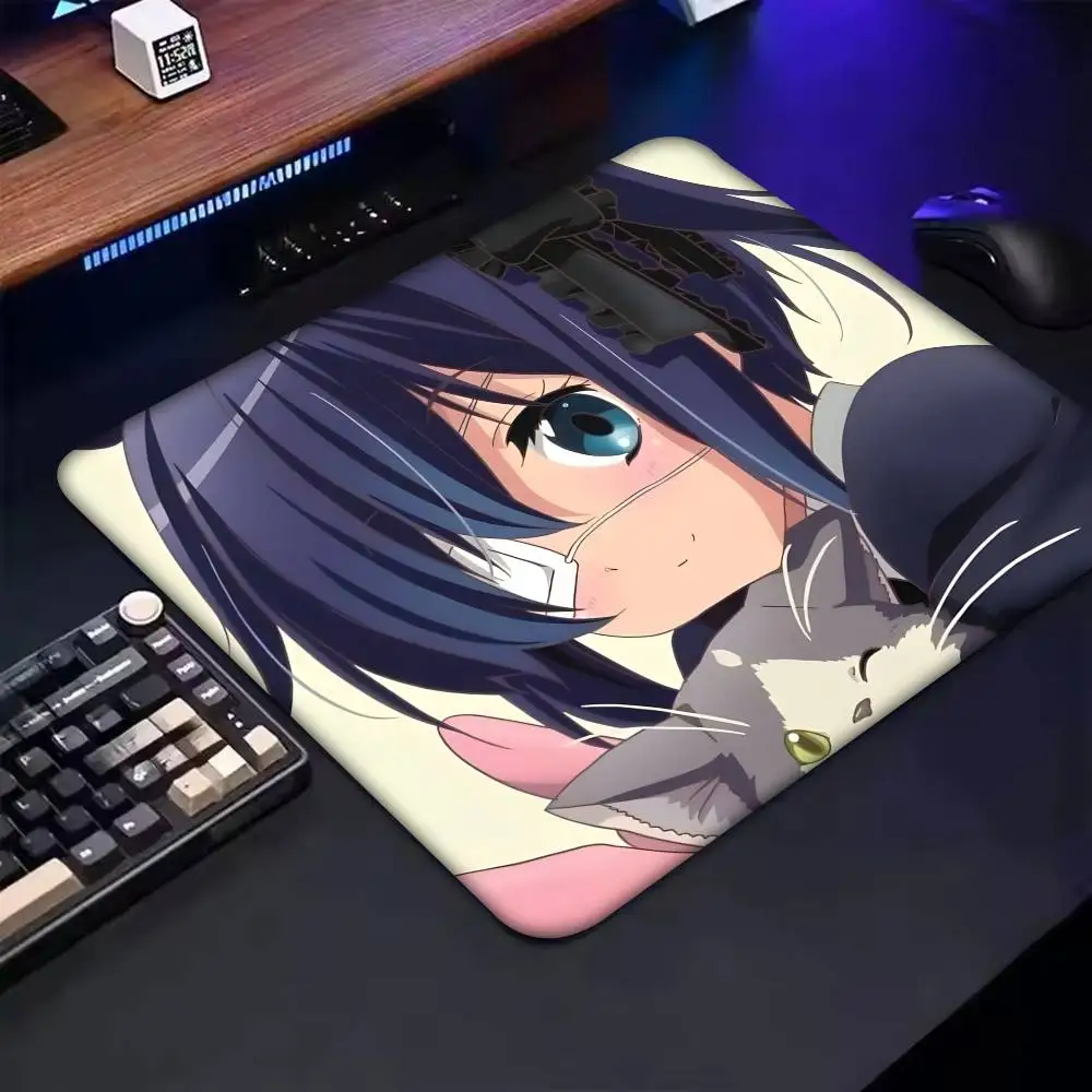 Anime Love, Chunibyo Other Delusions Small LockEdge Mouse Pad For Gamers Computer Desk Pad Rectangular Anti-slip Rubber
