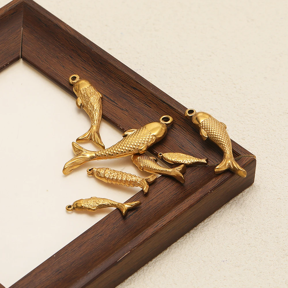 5 Stück Edelstahl-Fisch-Anhänger, massive Fisch-Charms für DIY-Kinder-Schmuck, modische Armband- und Ohrring-Bastelzubehörteile, Großpackung – Detail 3