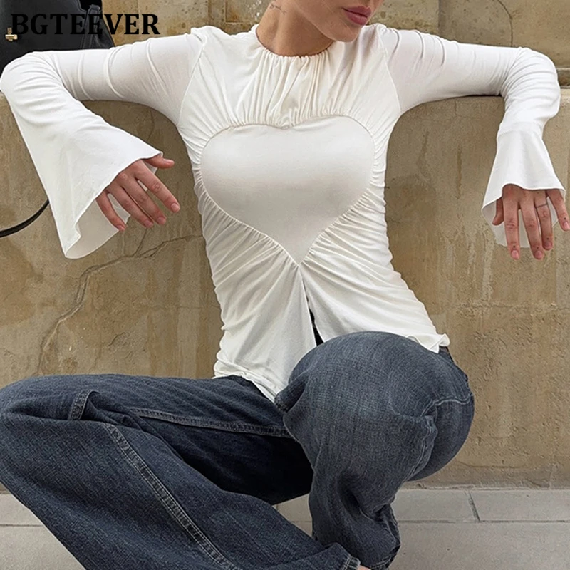 

BGTEEVER Autumn O-neck Slim Ladies Heart T-shirts Stylish Flare Sleeve Split Women Skinny Tees