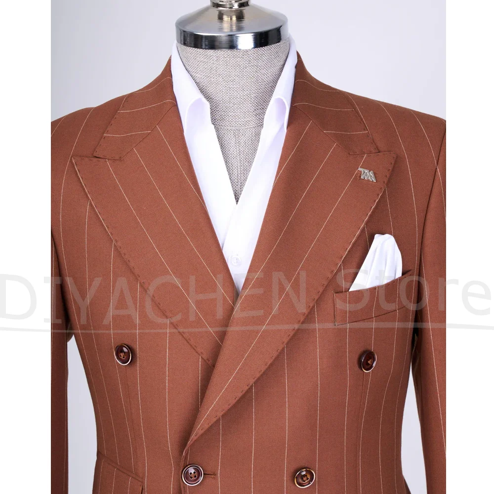 

New Arrival Striped Men Suits Chic Peak Lapel Double Breasted Wear Fashion Smart Casual Daily Office Formal Male Suit 2 Pieces