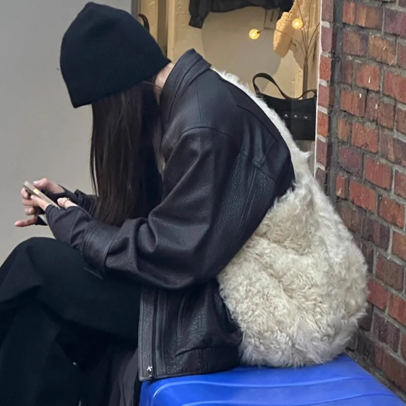 

2026 Winter New Cute Soft Plush Women's Bag Large Capacity Wide Shoulder Bag Versatile Simple Fashion Shoulder Crossbody Bag