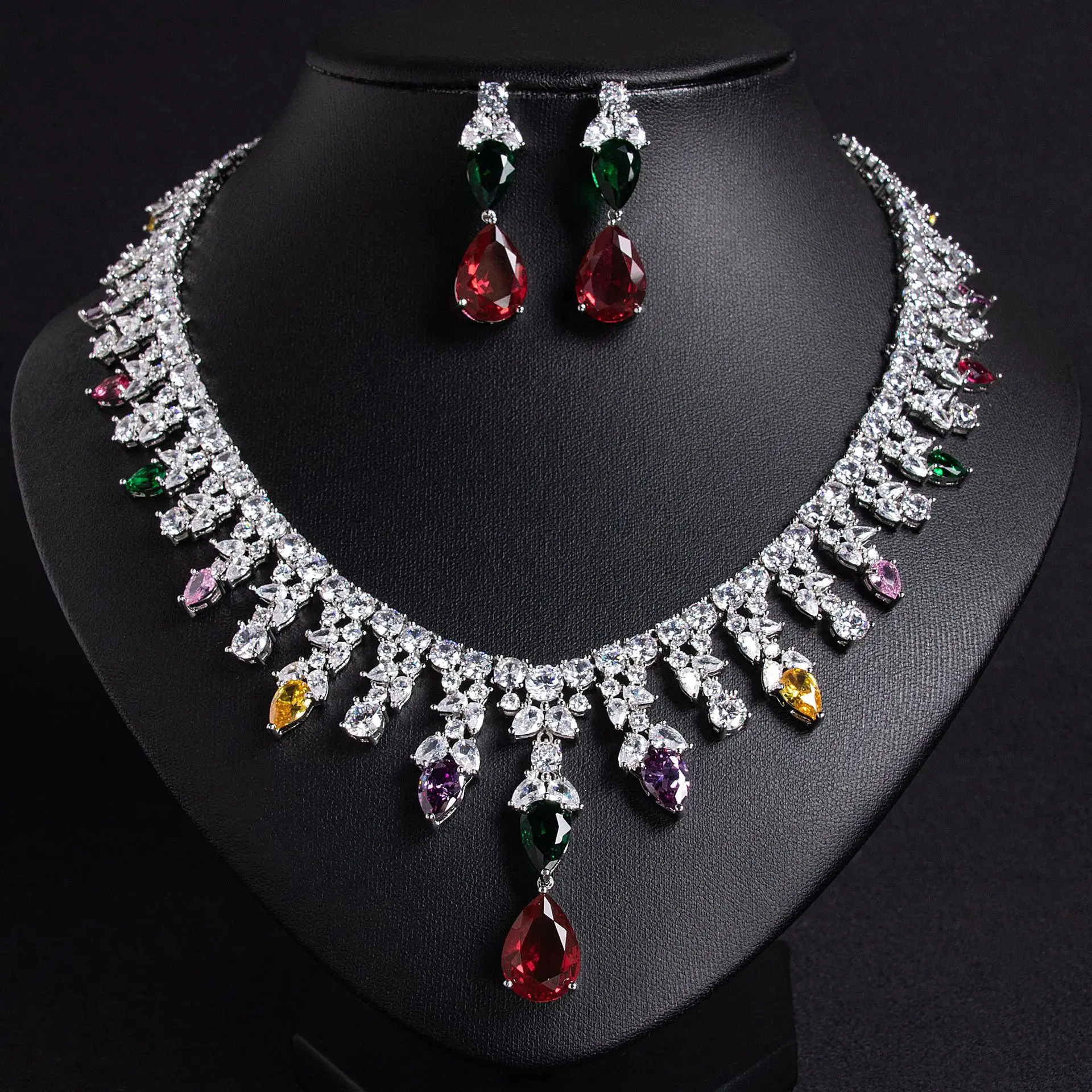 

Luxury Dress Jewelry Red Zircon Necklace Set High-end Wedding Micro-set Bridal Wedding Earrings Jewelry