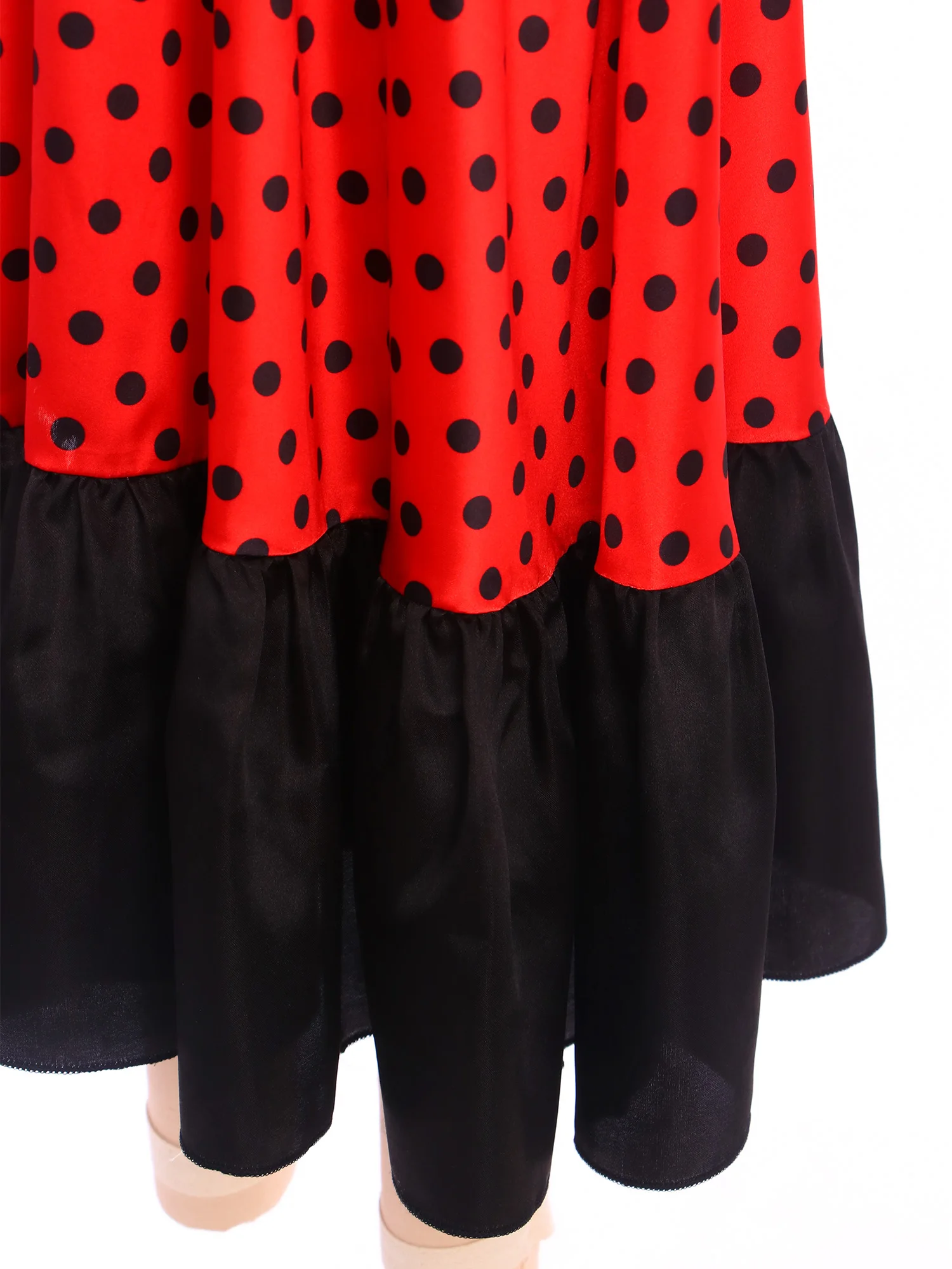 

Kids Girls Spanish Flamenco Tango Dance Dress Color Block Puff Sleeves Tassels Latin Dance Outfit for Stage Ballroom Party Wear