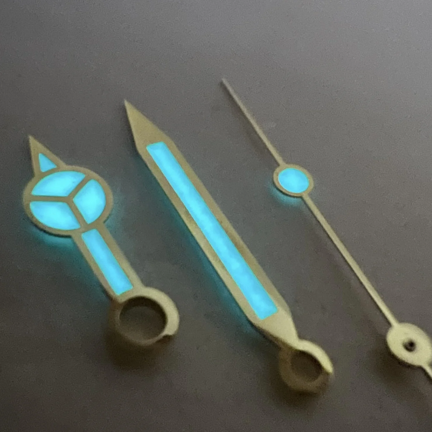 Compatible luminous hands for Submariner 16800, 16610, Sea-Dweller 16660, 16600. 3135, 3235 movements. Advanced luminous display