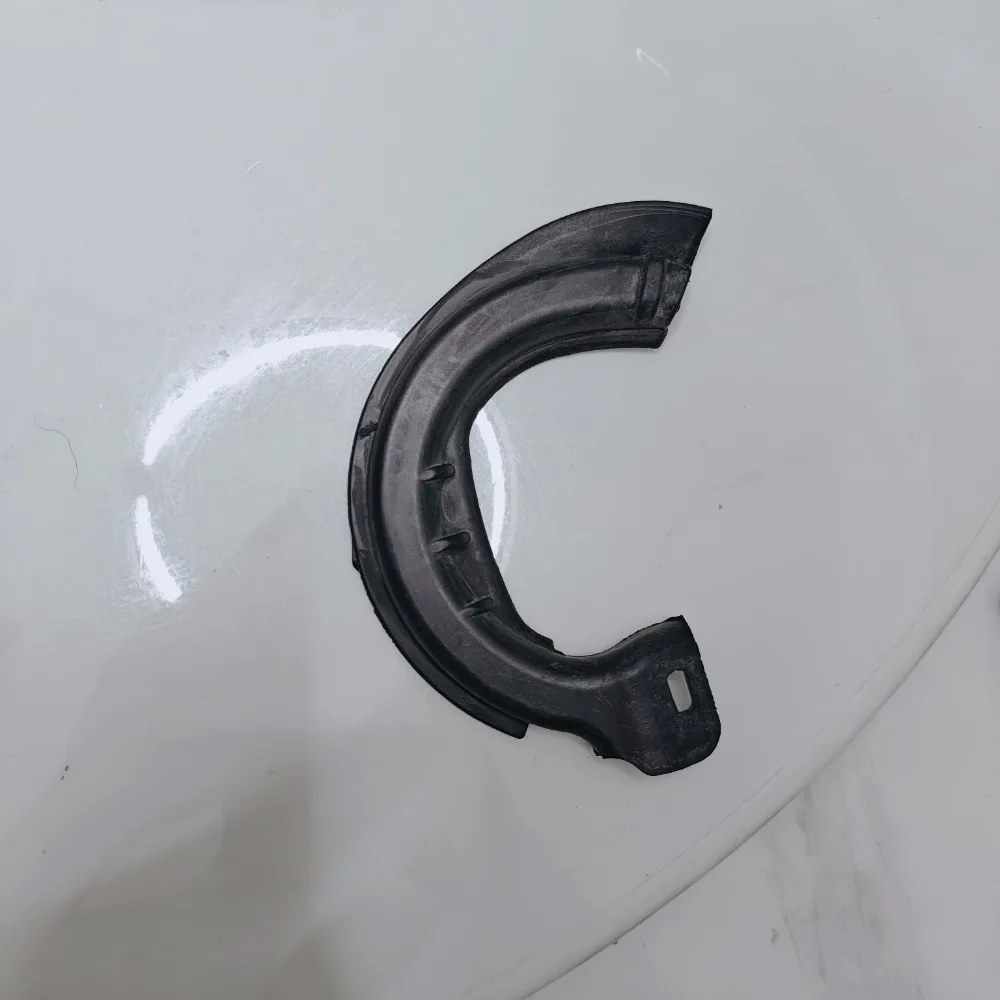 A2043210184 2043210184 Front Suspension Coil Spring Lower Rubber Pad For Mercedes-Benz C-Class W204 S204 C204 E-Class W212 C207