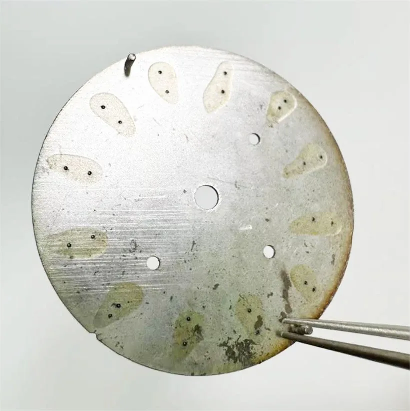 Quadrante letterale luminoso verde da 29,5 mm adatto per accessori multifunzionali per la modifica dell'orologio con movimento al quarzo VK63