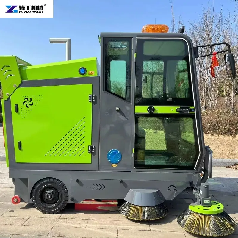 High-quality Fully Enclosed Dual-fan Ride-on Sweeper Suitable for Industrial Road Cleaning in Outdoor Areas and Warehouses