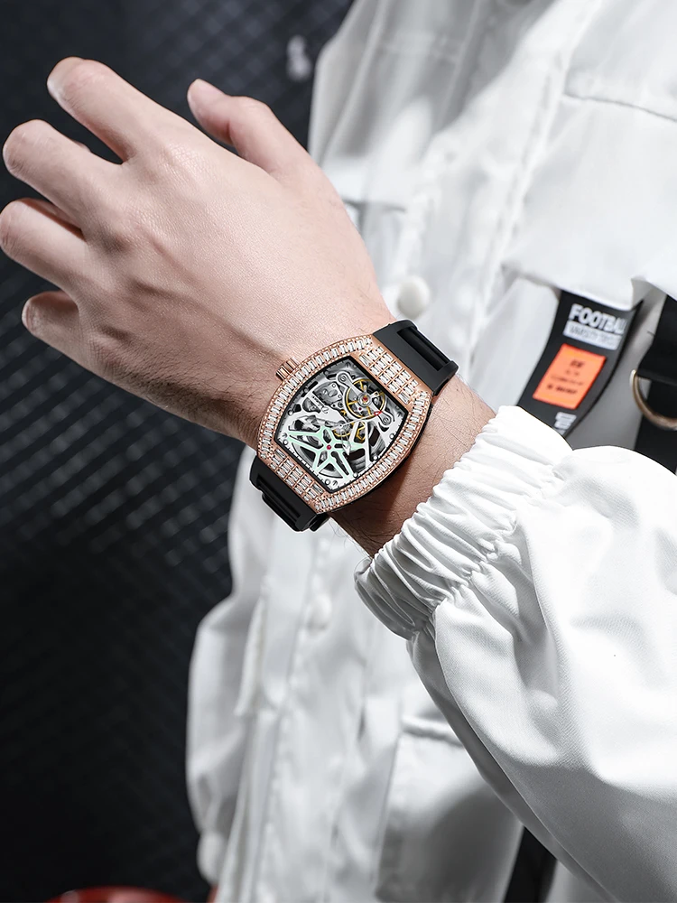 Dulunwe Men Tonneau Automatic Mechanical Watch Full Diamond Skeleton  Dial Silicone Band Wristwatch
