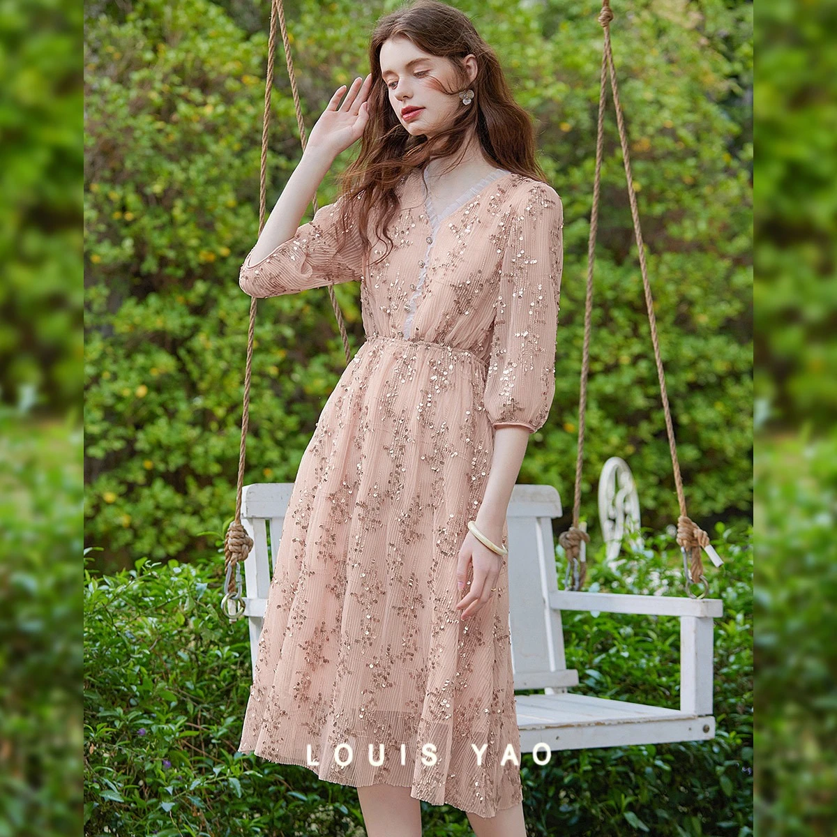 

LOUIS YAO Sequin Yarn Dress 2025 Summer Rubber Band Waist Slim Long Dress V-neck Seven-quarter Sleeve Women's Dresses New