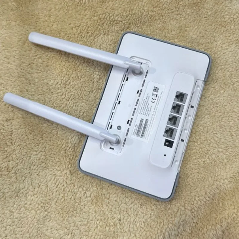 HUAWEI B535-232a 4G CAT7 300Mbps SMA + antena par